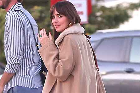 Dakota Johnson shows off engagement ring